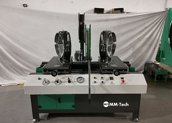 Machine de soudure en plastique de fabrication de montages en étoile de garnitures de HDPE de tuyau