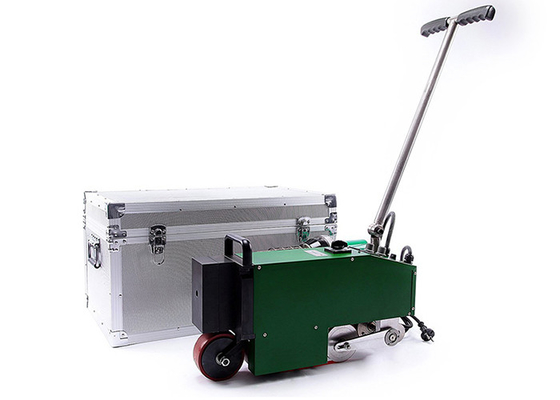 machine de soudure d'air chaud de la bâche 4200w pour souder des revêtements en PVC