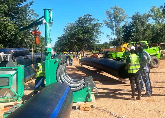 Machines de soudage par fusion bout à bout de tuyaux en PEHD de 1000 mm efficaces pour l'alimentation en eau d'irrigation