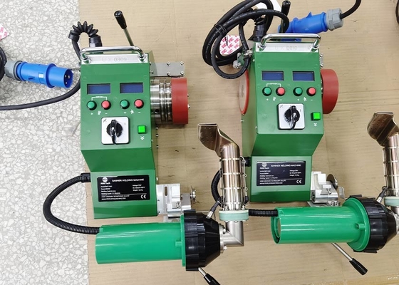 Machine à souder les bannières en PVC SWT-UME 2800W pour tente membrane