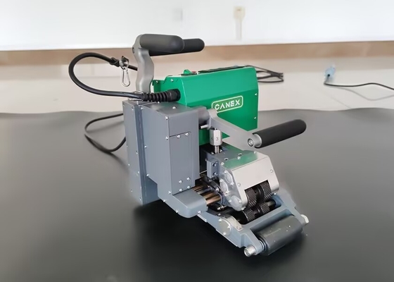Soudeuse à coin chaud pour géomembrane CX600 220V 1,4 Kw
