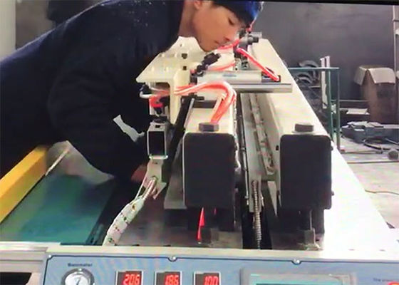 La machine à cintrer de feuille en plastique multifonctionnelle de HDPE a intégré le roulement de 90 degrés