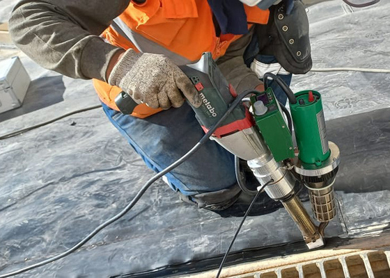 Machine de soudure d'extrusion du HDPE Swt-Ns610b pour Soldar Geomembranes